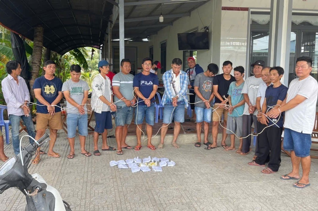 Triệt xóa tụ điểm chơi đá gà trực tuyến qua mạng internet