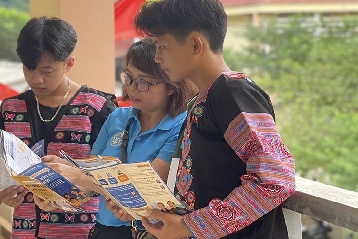 Tây Ninh chuyển đổi mã quyền lợi thẻ BHYT cho xã ATK