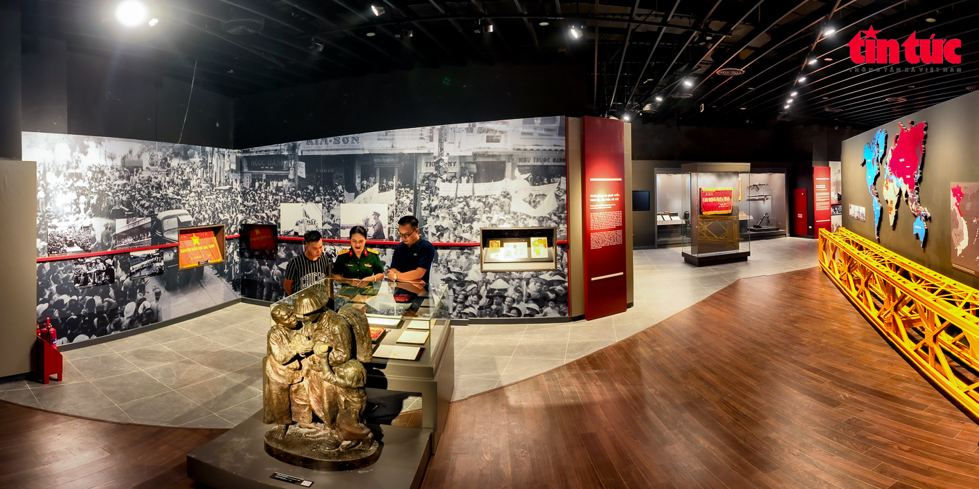 Hiện vật quý về ngày tiếp quản Thủ đô lần đầu được công bố