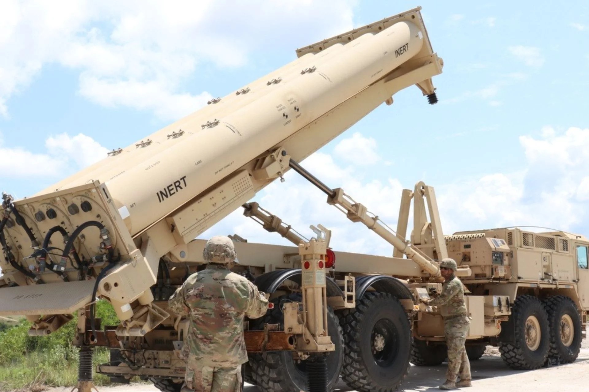 Hệ thống chống tên lửa THAAD của Mỹ mạnh cỡ nào và vì sao được gửi đến Israel