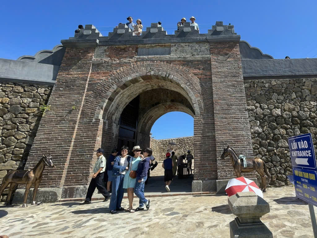 Khám phá Hải Vân Quan bằng bản đồ du lịch 3D