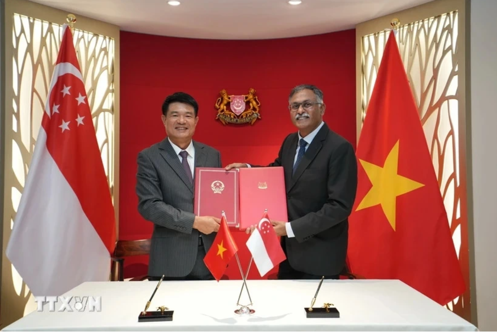 Việt Nam và Singapore ký Hiệp định Tương trợ Tư pháp về hình sự