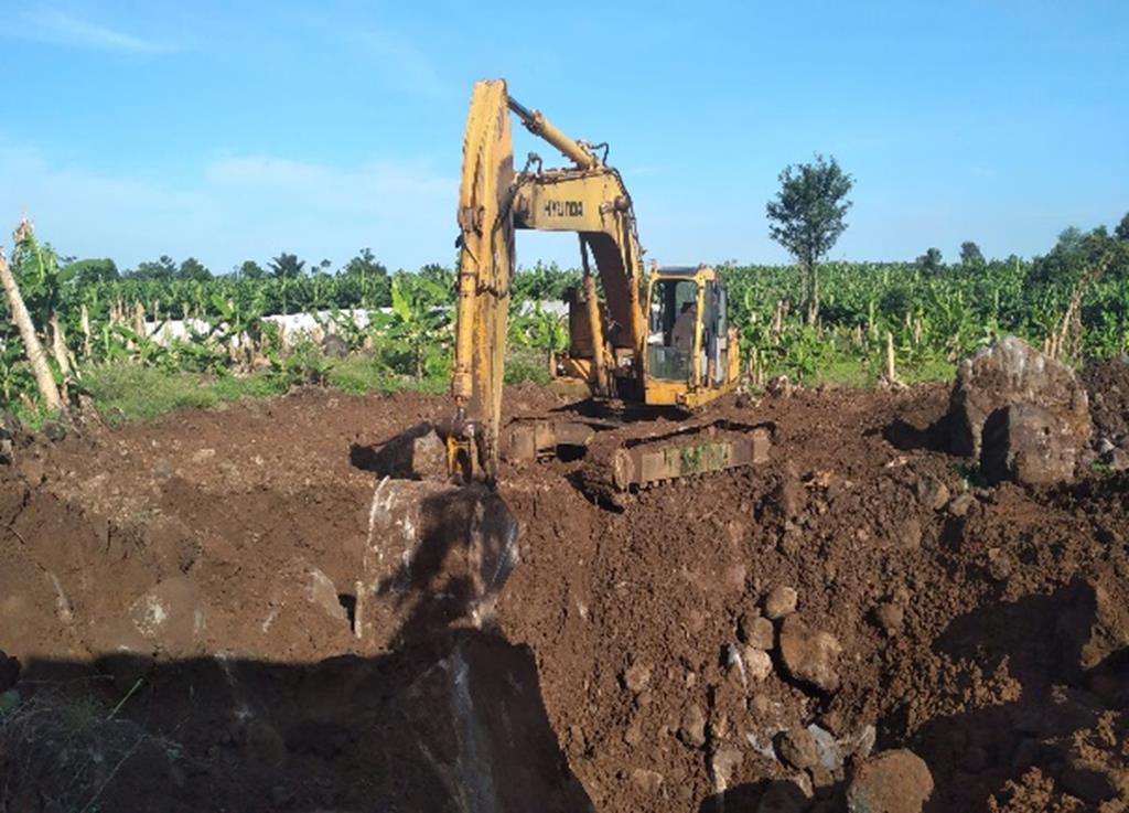 Công an bắt quả tang điểm khai thác khoáng sản trái phép tại Đồng Nai