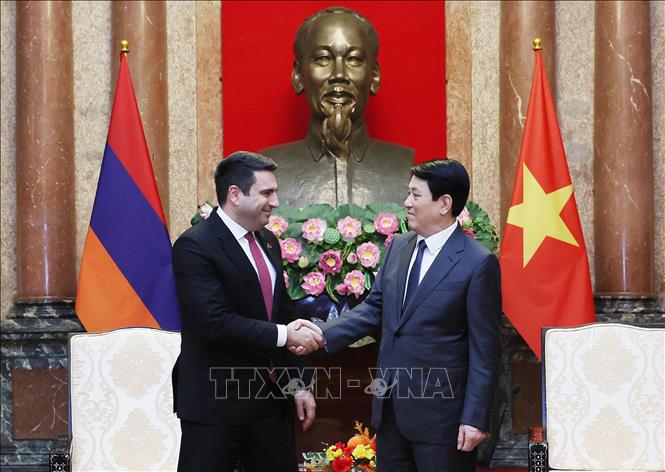Chủ tịch nước Lương Cường tiếp Chủ tịch Quốc hội Armenia