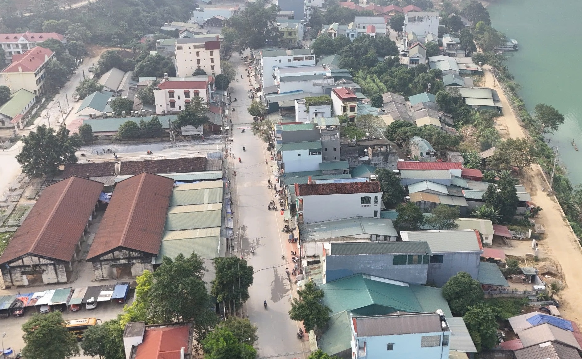 Xây dựng huyện vùng cao phù hợp hướng phát triển mới