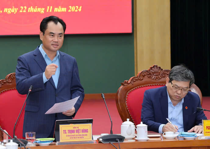 Thái Nguyên Góp ý vào nội dung bản thảo Lịch sử từ khởi nguồn đến năm 1945