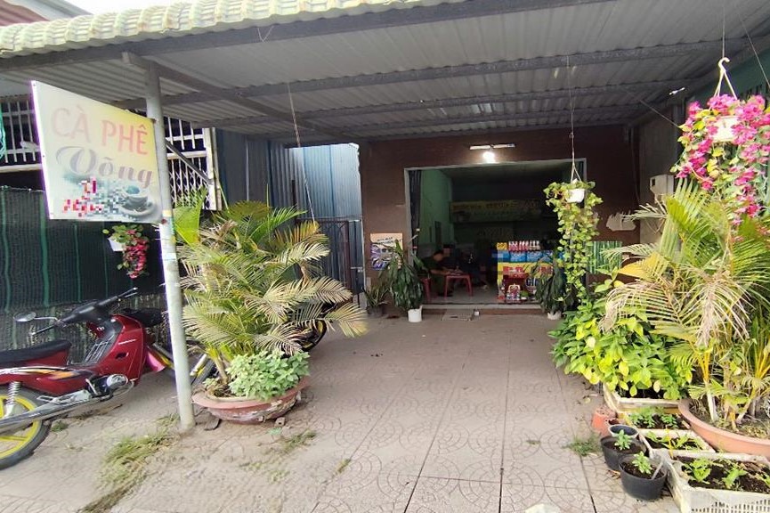 Bắt quả tang nữ chủ quán cà phê võng hoạt động “kích dục” cho khách