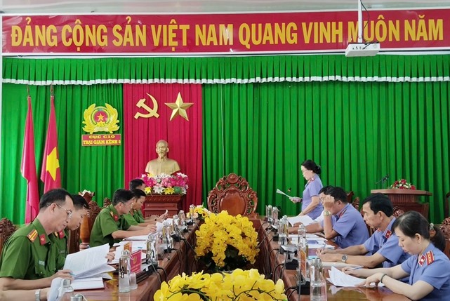 VKSND tỉnh Hậu Giang trực tiếp kiểm sát tại Trại giam Kênh 5, Cục C10, Bộ Công an