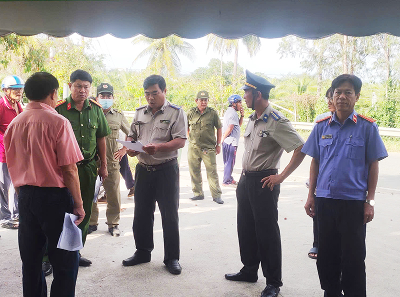 Kiểm sát cưỡng chế chuyển giao quyền sử dụng đất