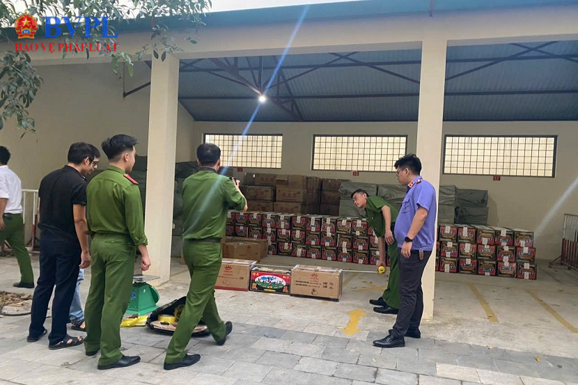 Triệt phá các đường dây mua bán pháo nổ, thu giữ hơn 3 tấn pháo lậu