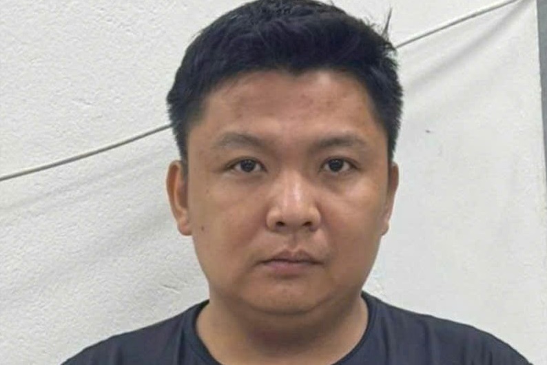 Chém trọng thương vợ cũ và người tình vì ghen tuông đồng giới