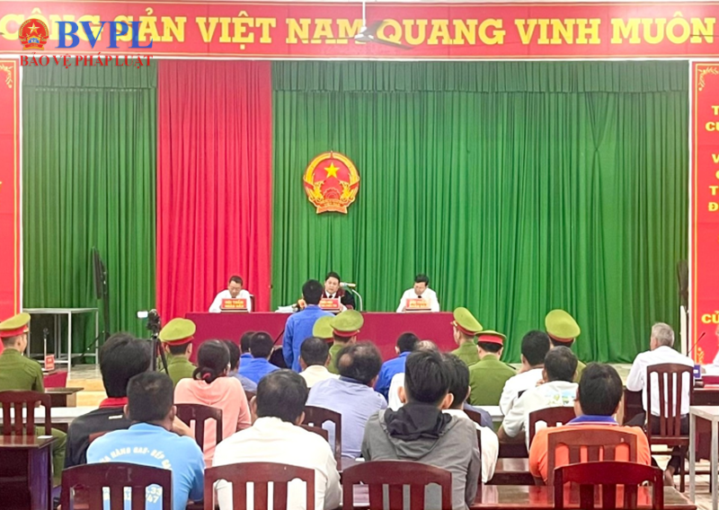 VKSND huyện Long Phú phối hợp tổ chức phiên tòa hình sự rút kinh nghiệm