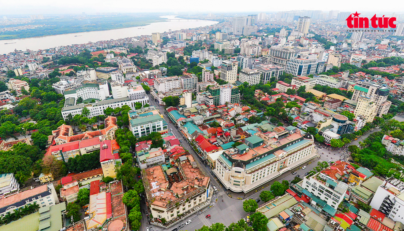 Hiện trạng 3 tuyến phố đang được cho thuê vỉa hè ở Hà Nội