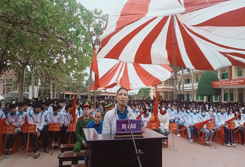 VKSND huyện Hưng Hà phối hợp tuyên truyền pháp luật qua phiên tòa xét xử lưu động