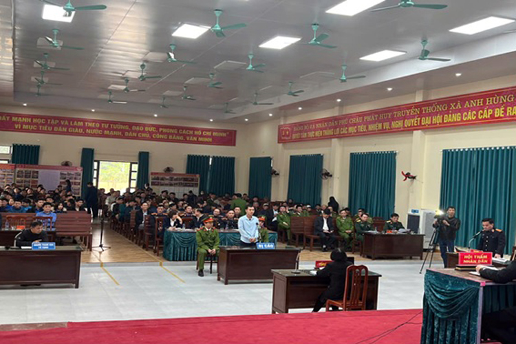 Phối hợp tổ chức phiên tòa giả định tuyên truyền Luật Nghĩa vụ quân sự