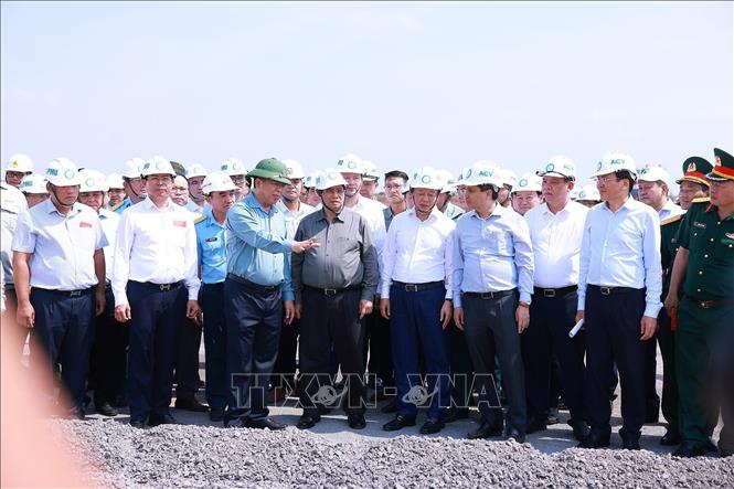 Thủ tướng kiểm tra tiến độ dự án Cảng hàng không quốc tế Long Thành