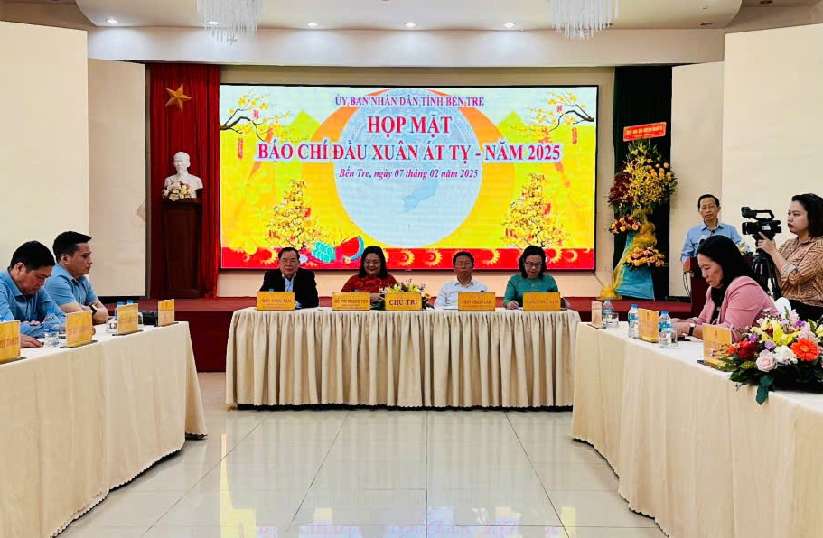 UBND tỉnh Bến Tre tổ chức họp mặt Báo chí đầu Xuân Ất Tỵ năm 2025