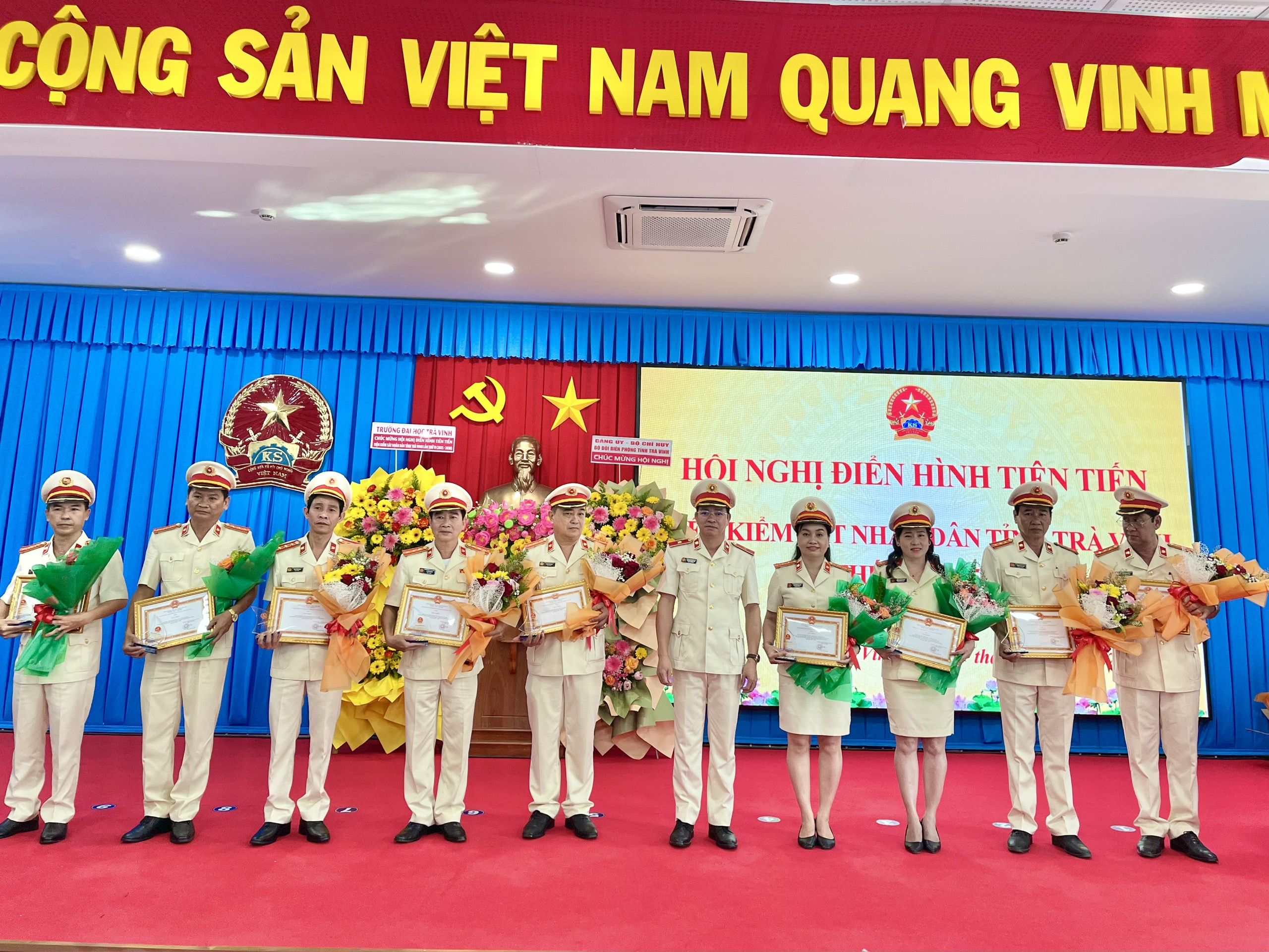 VKSND tỉnh Trà Vinh tổ chức Hội nghị điển hình tiên tiến lần thứ VI