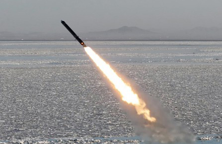 Triều Tiên bất ngờ phóng loạt tên lửa hành trình chiến lược