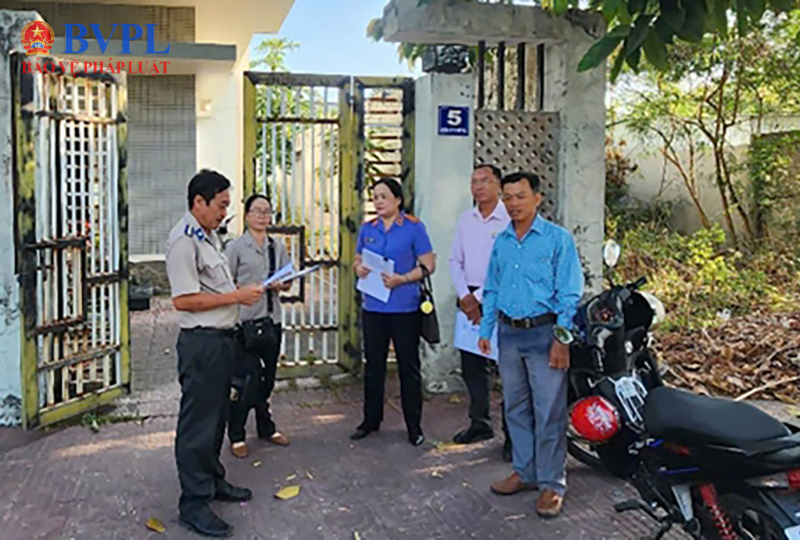 VKSND TP Sóc Trăng kiểm sát cưỡng chế kê biên quyền sử dụng đất