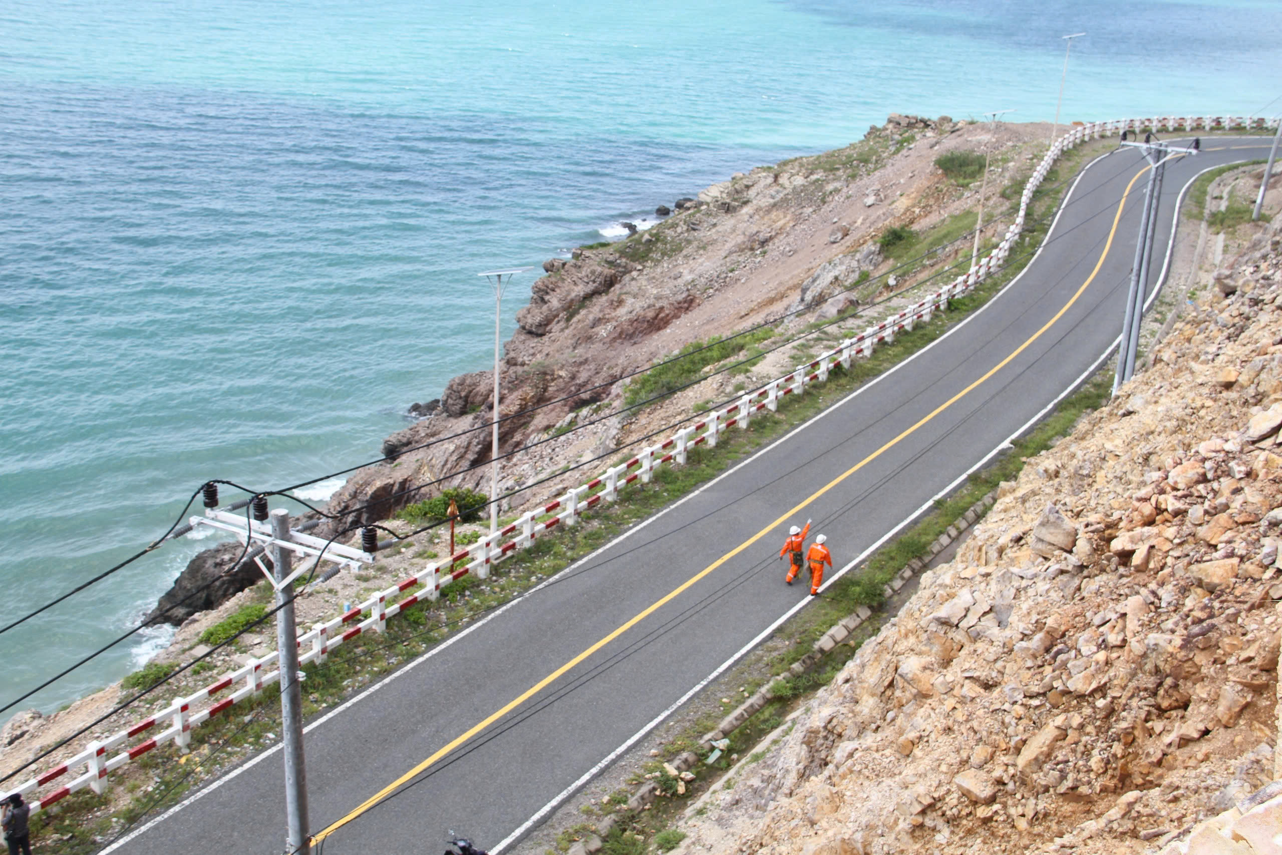 Phát động 3 cuộc thi chào mừng 50 năm thành lập ngành Điện miền Nam