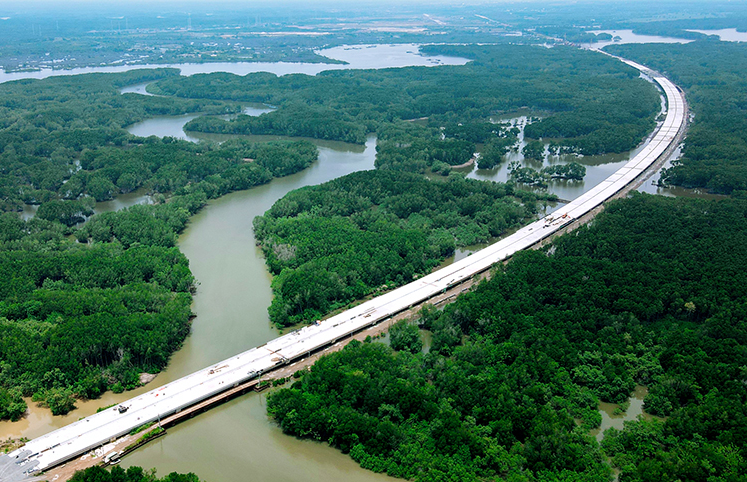 Tháo gỡ khó khăn 2 dự án đường cao tốc