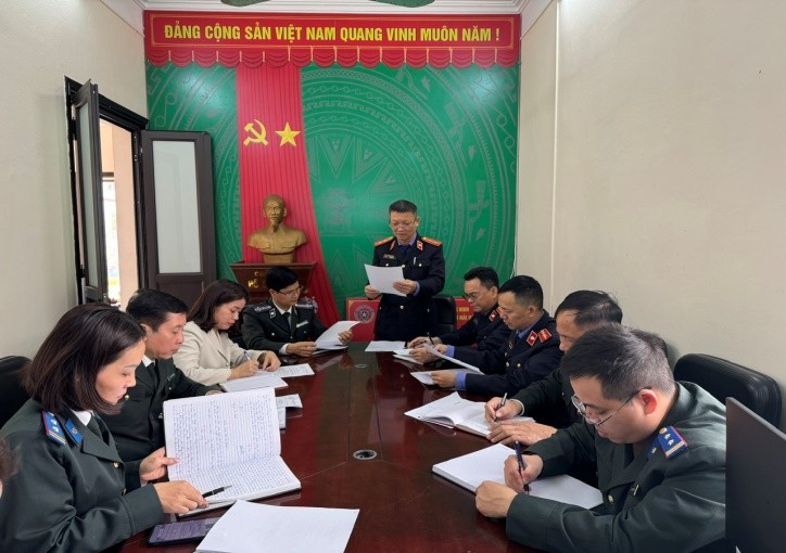 Trực tiếp kiểm sát tại Chi cục thi hành án dân sự huyện Hải Hà