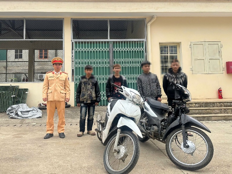 Lưu thông trên đường bằng xe trộm cắp, bị Công an bắt giữ