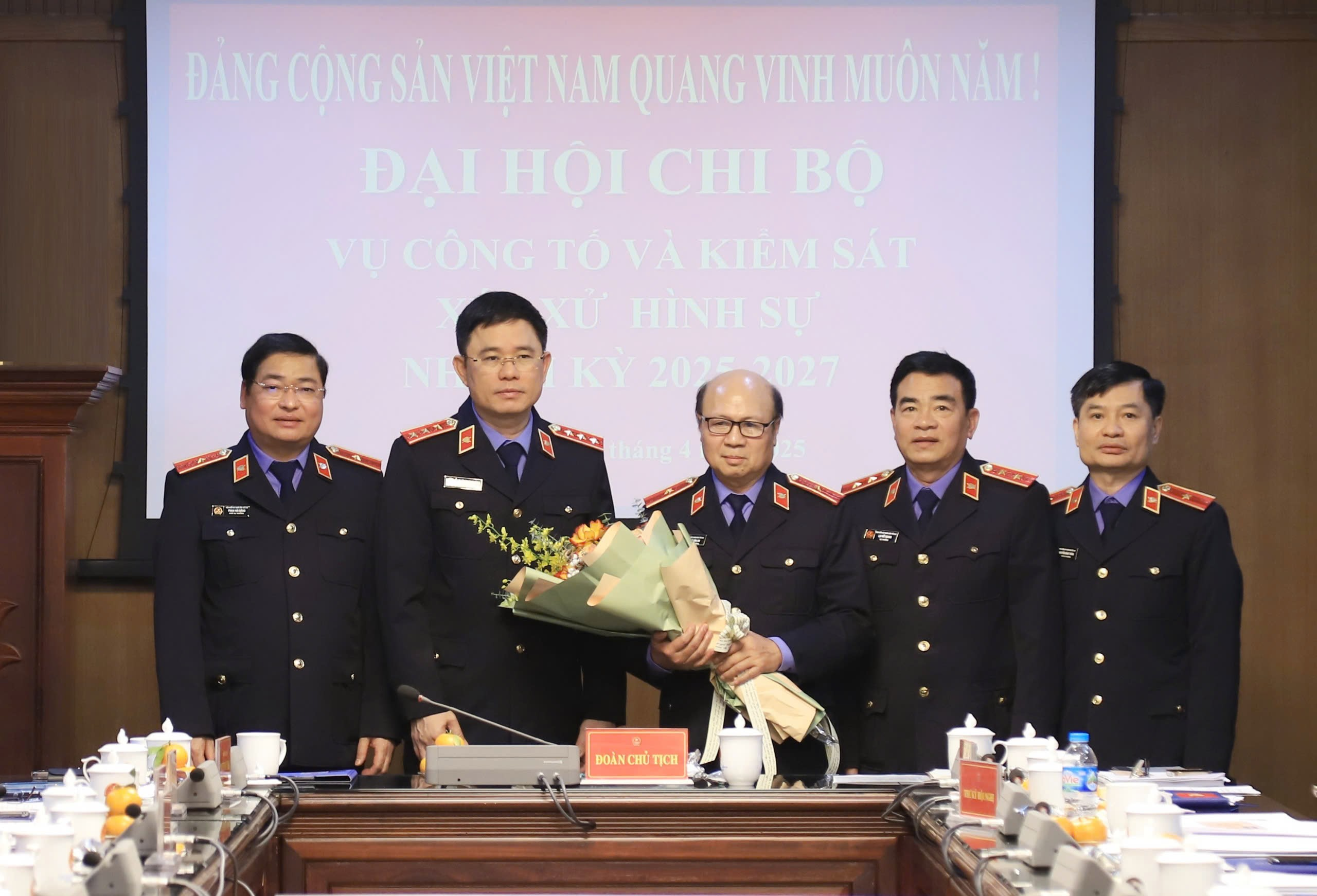 Chi bộ Vụ 7, VKSND tối cao tổ chức thành công Đại hội Chi bộ nhiệm kỳ 2025-2027