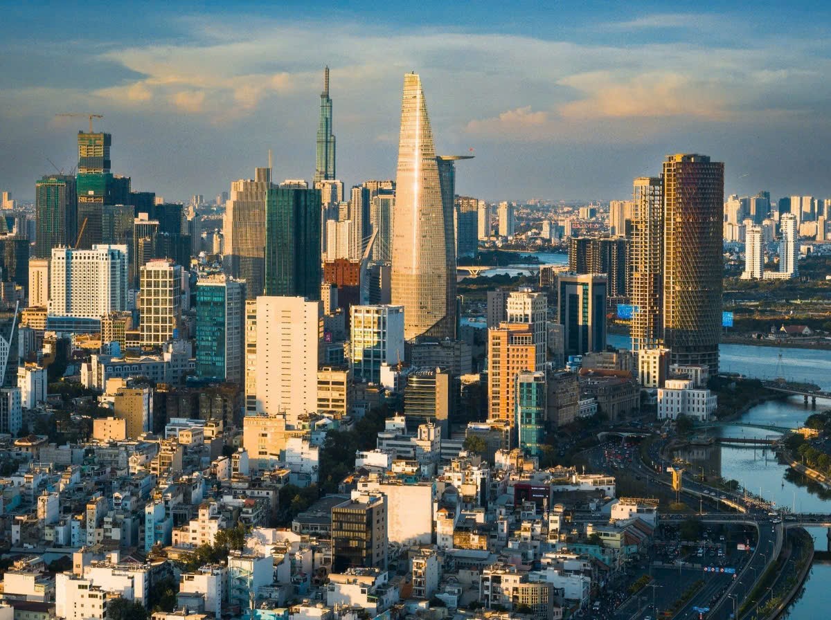 Diễn đàn “Cơ chế đặc thù và dòng vốn cho thị trường bất động sản” tổ chức sáng 9 4 2025 tại TP HCM