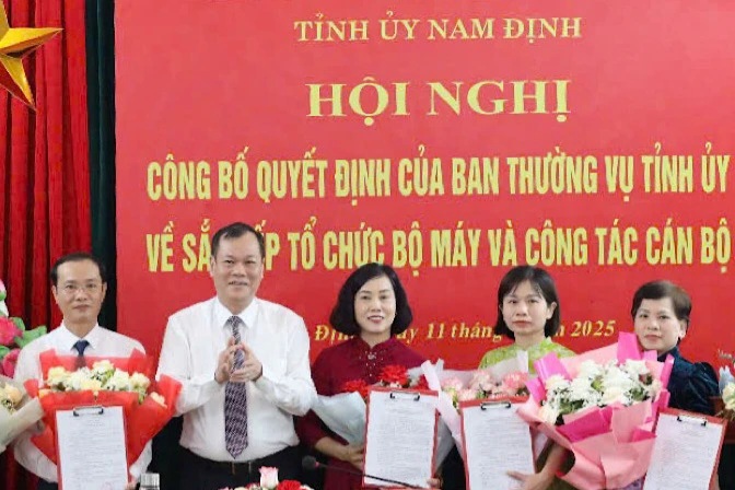 Sáp nhập Đài Phát thanh và Truyền hình Nam Định vào Báo Nam Định
