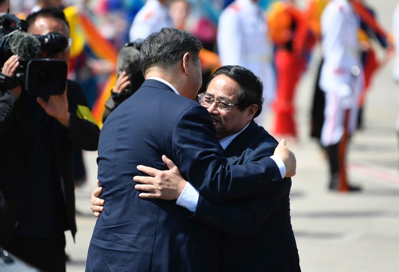 Thủ tướng Phạm Minh Chính ra sân bay tiễn Tổng Bí thư, Chủ tịch nước Trung Quốc Tập Cận Bình