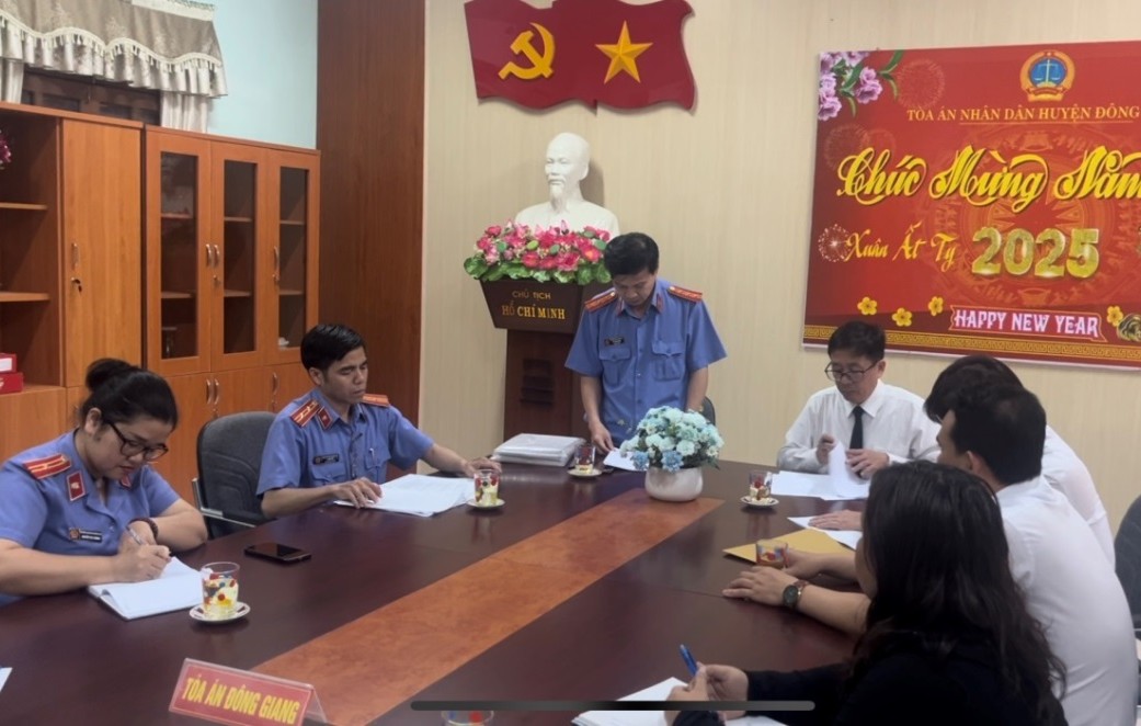 VKSND huyện Đông Giang phối hợp xét xử rút kinh nghiệm vụ án hình sự