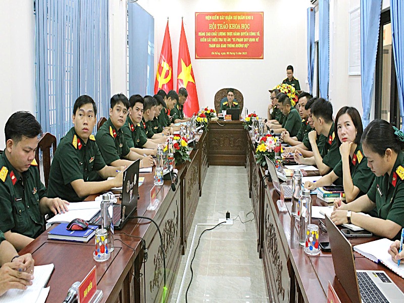 Viện kiểm sát quân sự Quân khu 5 tổ chức Hội thảo khoa học