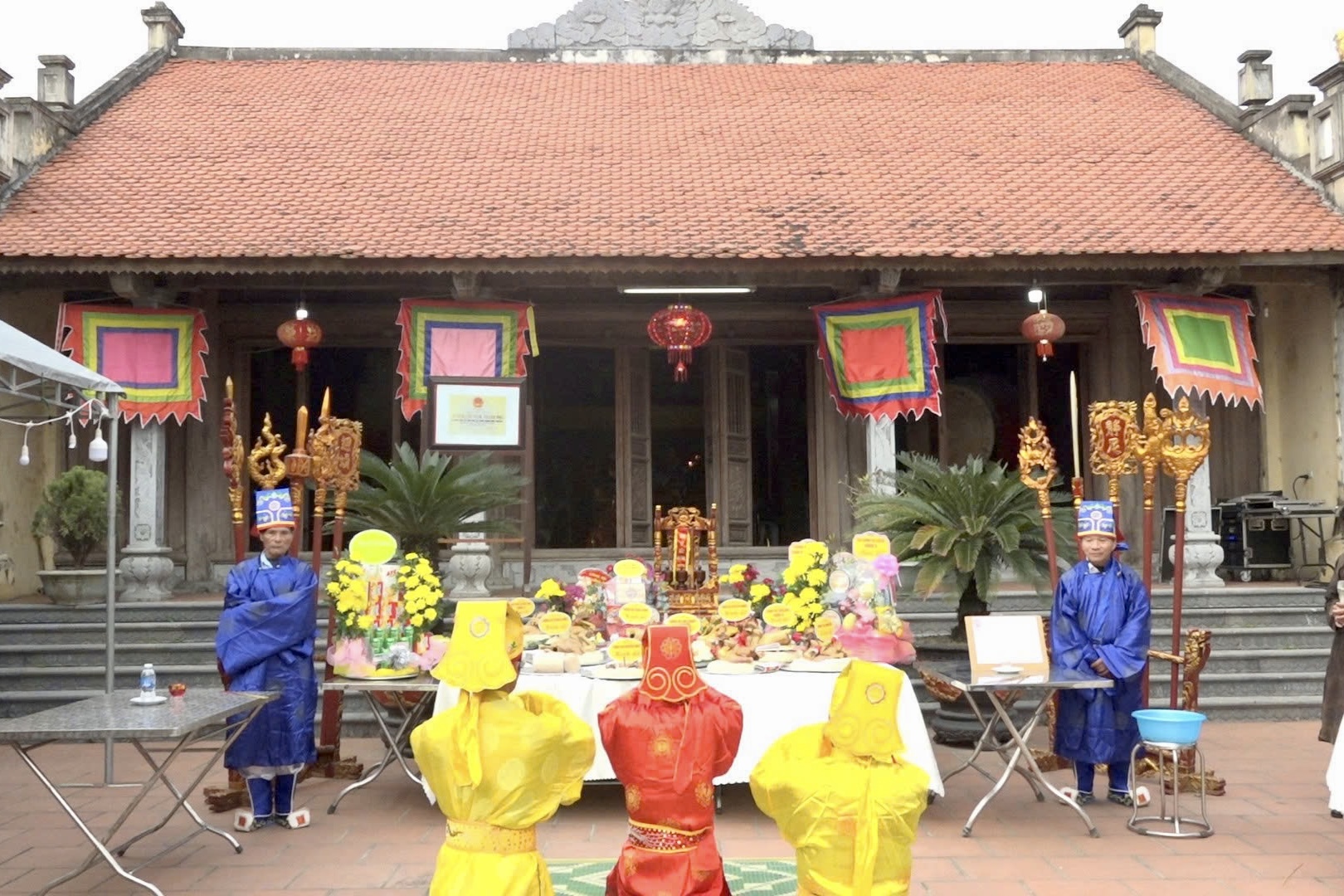 Ngôi Đền còn lưu giữ nhiều sắc phong quý