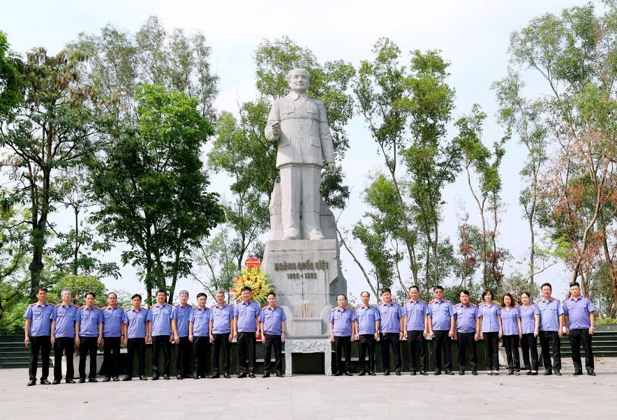 Đồng chí Hoàng Quốc Việt với Đảng bộ, nhân dân và cán bộ VKSND tỉnh Nam Định