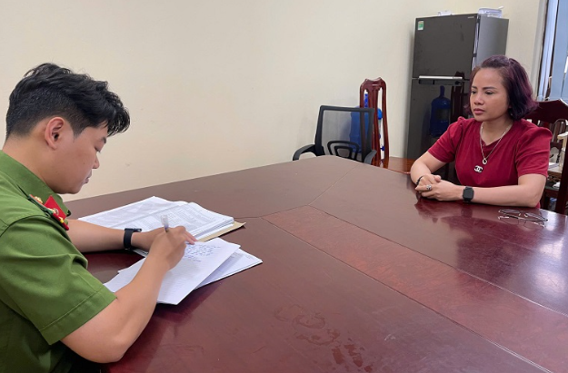 Phê chuẩn khởi tố 2 chủ quán mua bán nhiều thiếu nữ làm nhân viên karaoke