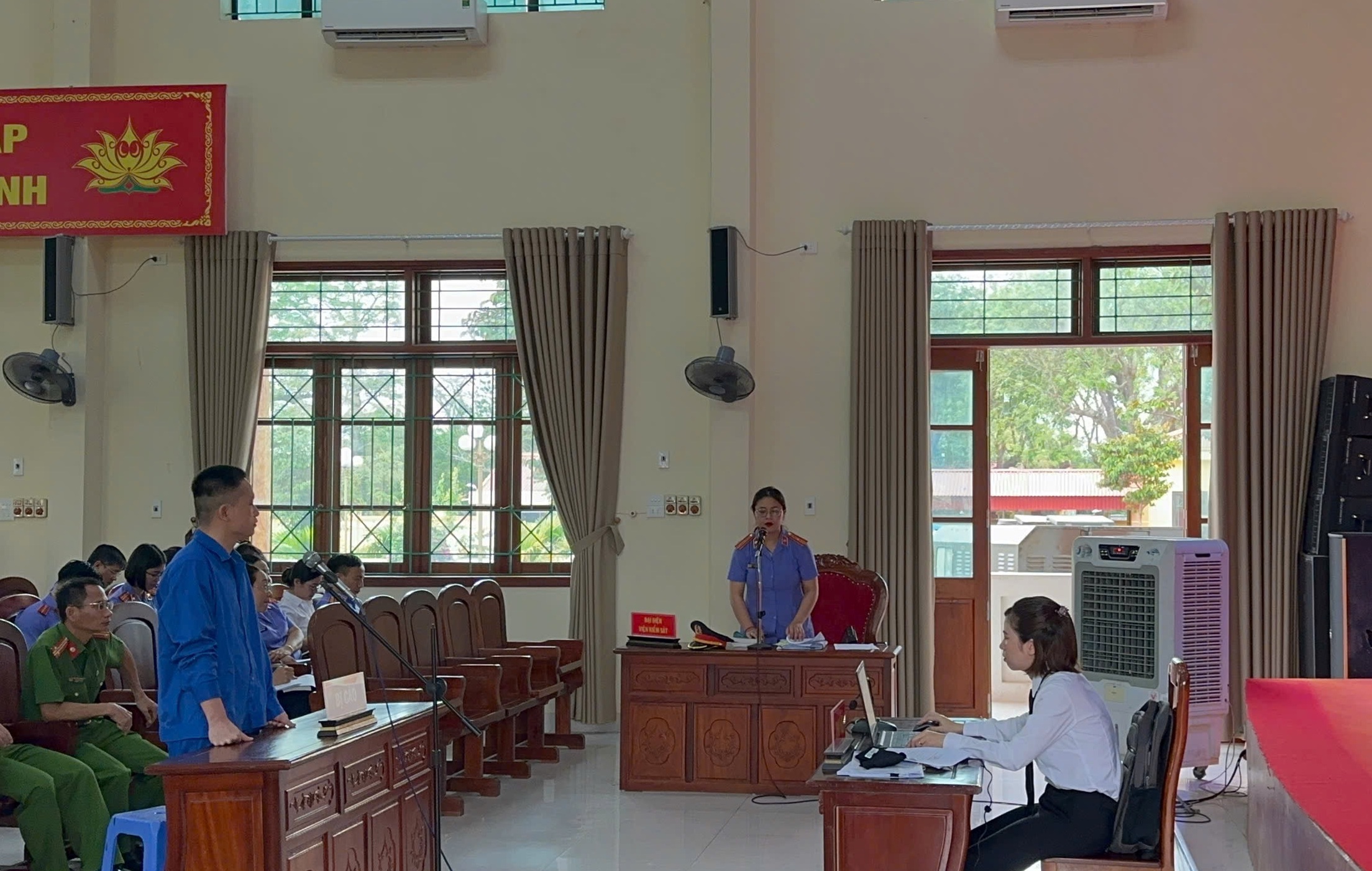 Liên ngành Viện kiểm sát, Tòa án phối hợp xét xử lưu động 2 phiên tòa hình sự