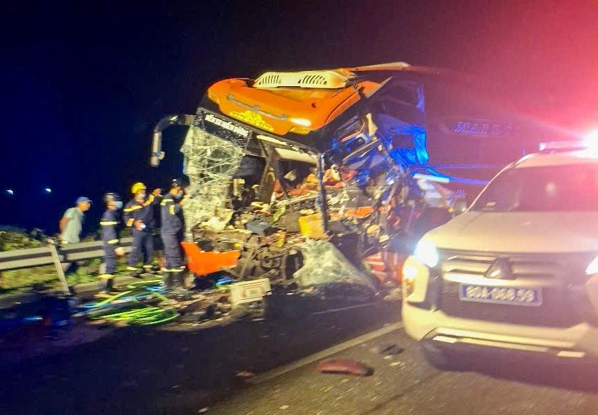 Tai nạn trên cao tốc Đà Nẵng - Quảng Ngãi, nhiều người thương vong