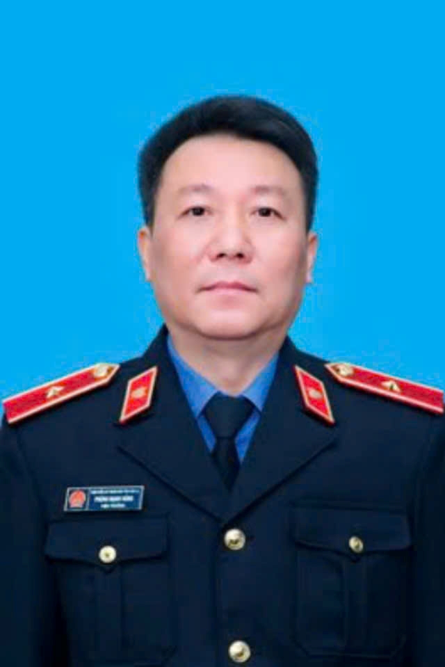 https://baovephapluat.vn/data/images/0/2025/06/29/thoanhtk/12-phung-manh-hung.jpg?dpi=150&quality=100&w=820