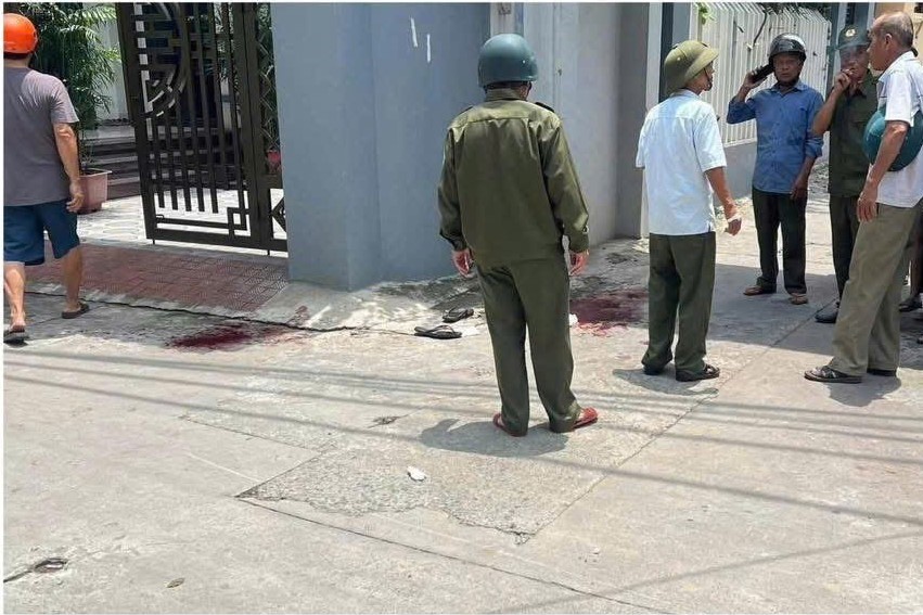 Mâu thuẫn, chồng chém vợ rồi tự sát bất thành