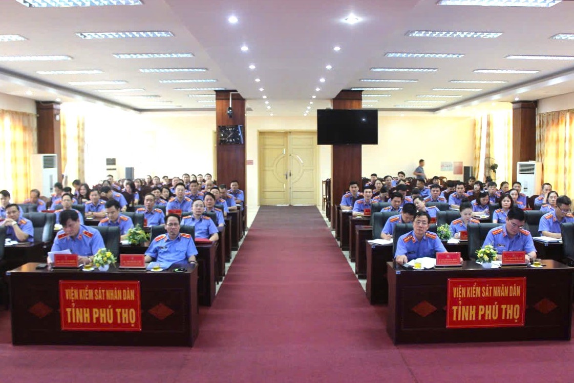 VKSND tỉnh Phú Thọ giao ban công tác sau khi hợp nhất