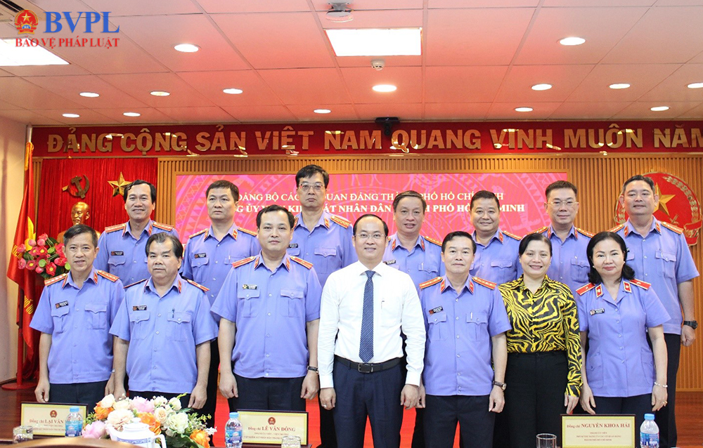 Công bố quyết định thành lập Đảng bộ VKSND TP Hồ Chí Minh