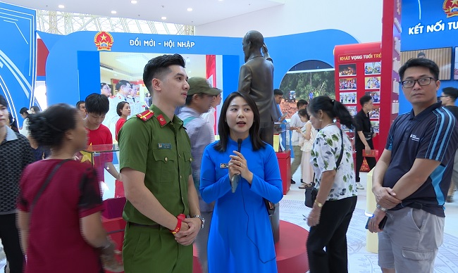 Những kỷ niệm đẹp khó quên tại Triển lãm 80 năm