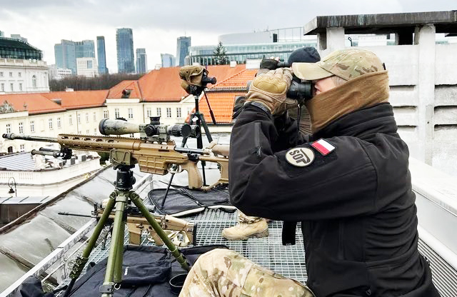 Ba Lan vô hiệu hóa drone lạ xâm nhập trên khu vực dinh Tổng thống