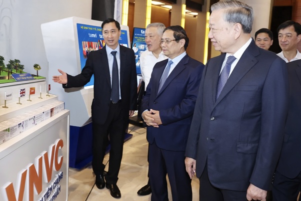 Bệnh viện Tâm Anh giới thiệu công nghệ Robot, AI tại tòa nhà Quốc hội