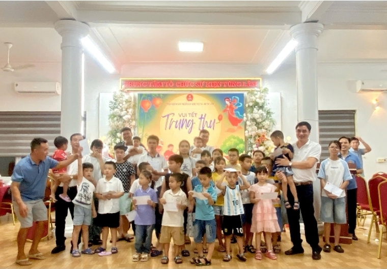 VKSND khu vực 8, tỉnh Hưng Yên tổ chức ngày hội “Vui Tết Trung thu”