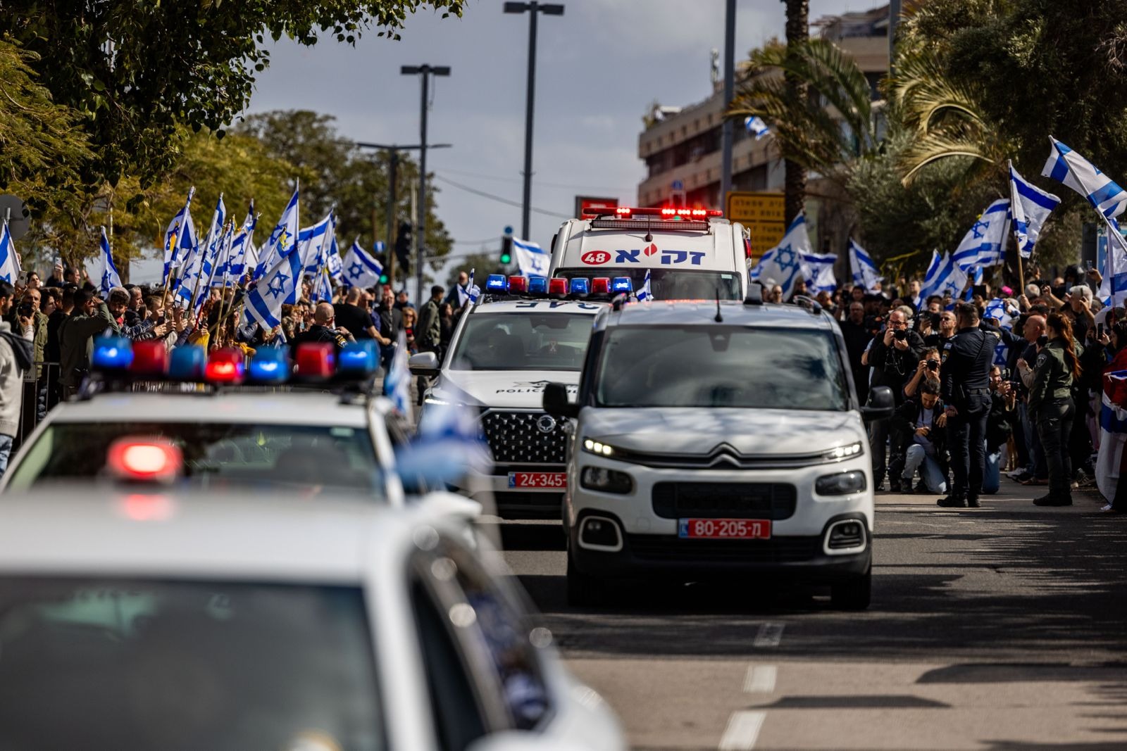 Hamas lại trao trả nhầm hài cốt con tin cho Israel