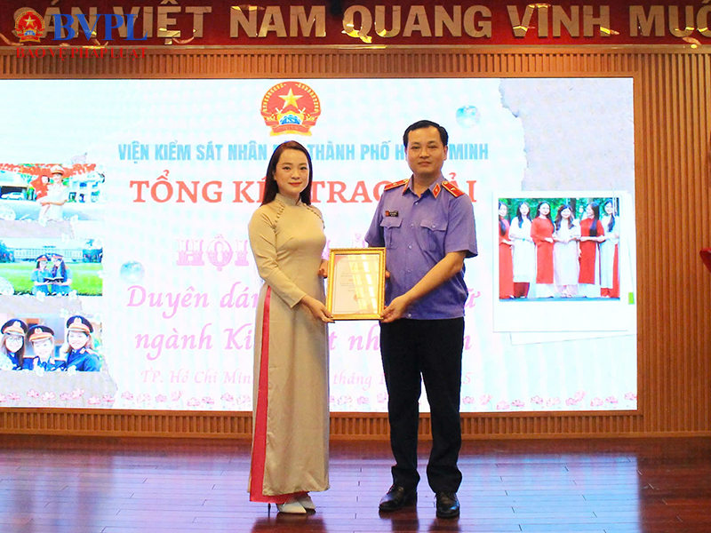VKSND TP Hồ Chí Minh họp mặt kỷ niệm 95 năm ngày Phụ nữ Việt Nam