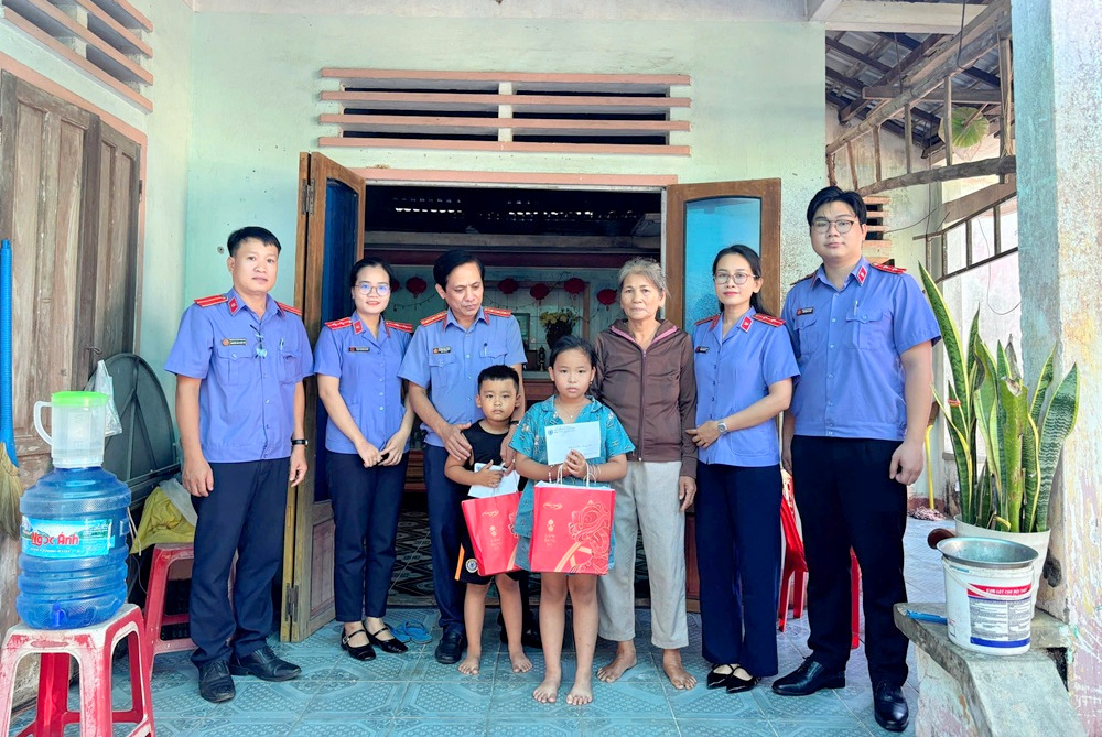 VKSND khu vực 2, tỉnh Quảng Ngãi Lan tỏa yêu thương qua chương trình Mẹ đỡ đầu